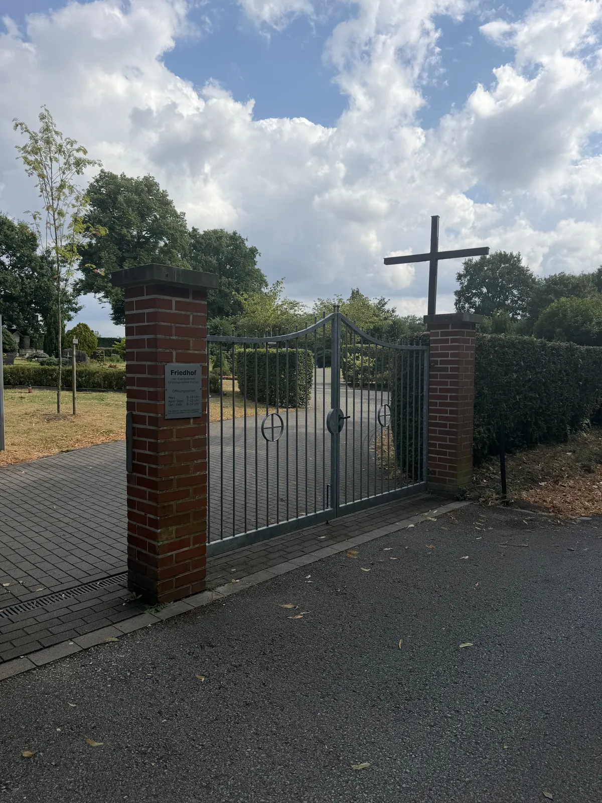 Eingangstor des evangelischen Friedhofs Dülmen