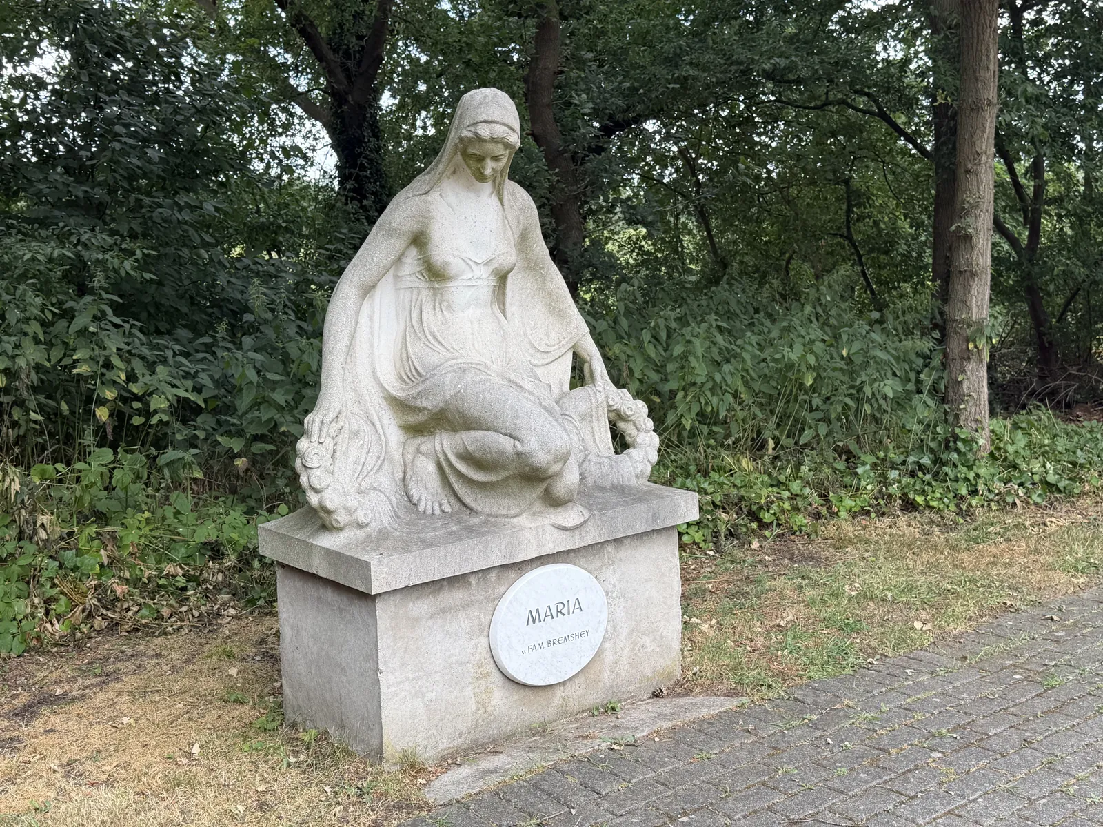 Denkmal auf dem Friedhof Hausdülmen