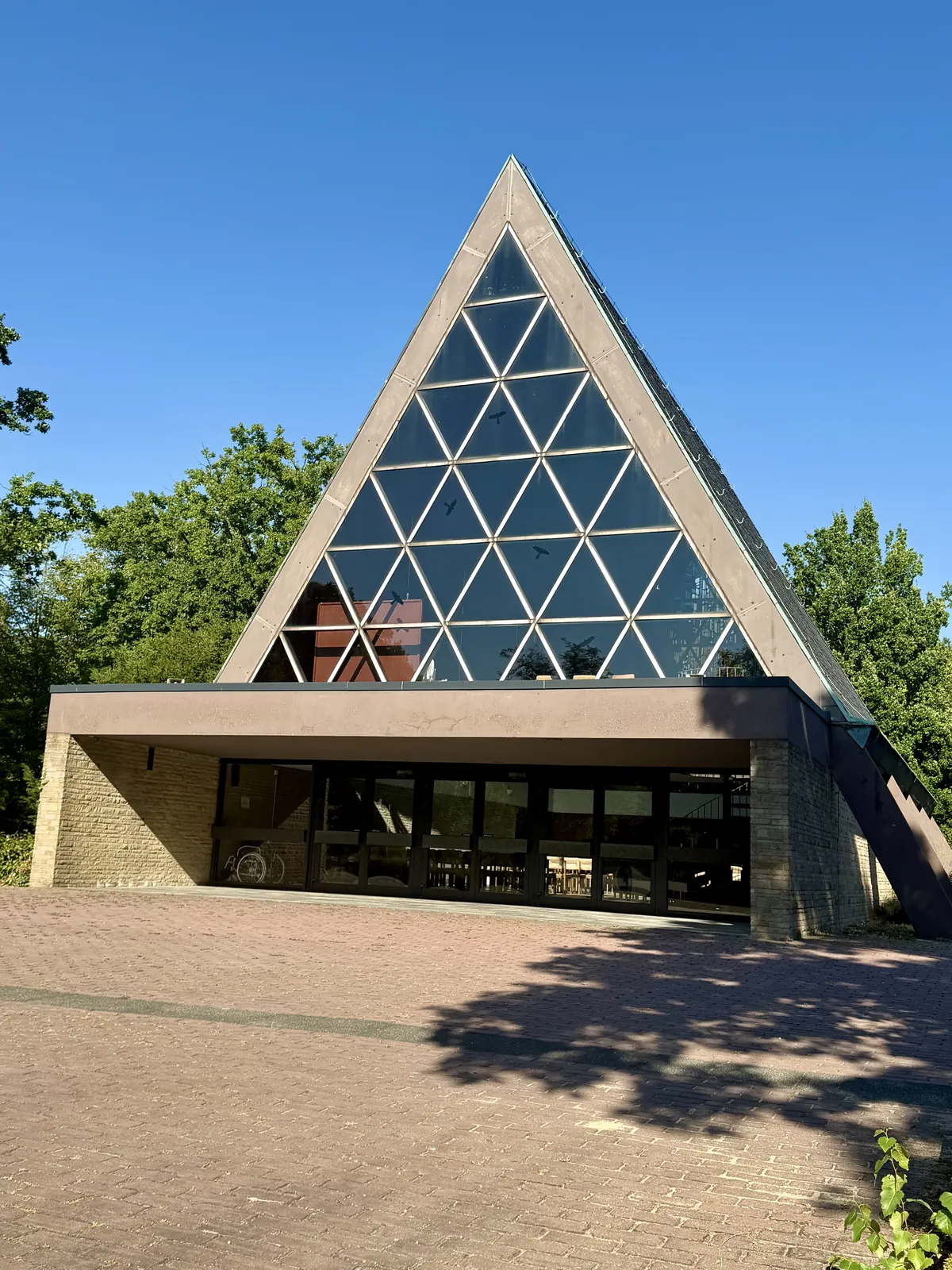 Trauerhalle auf dem Friedhof Lüdinghausen
