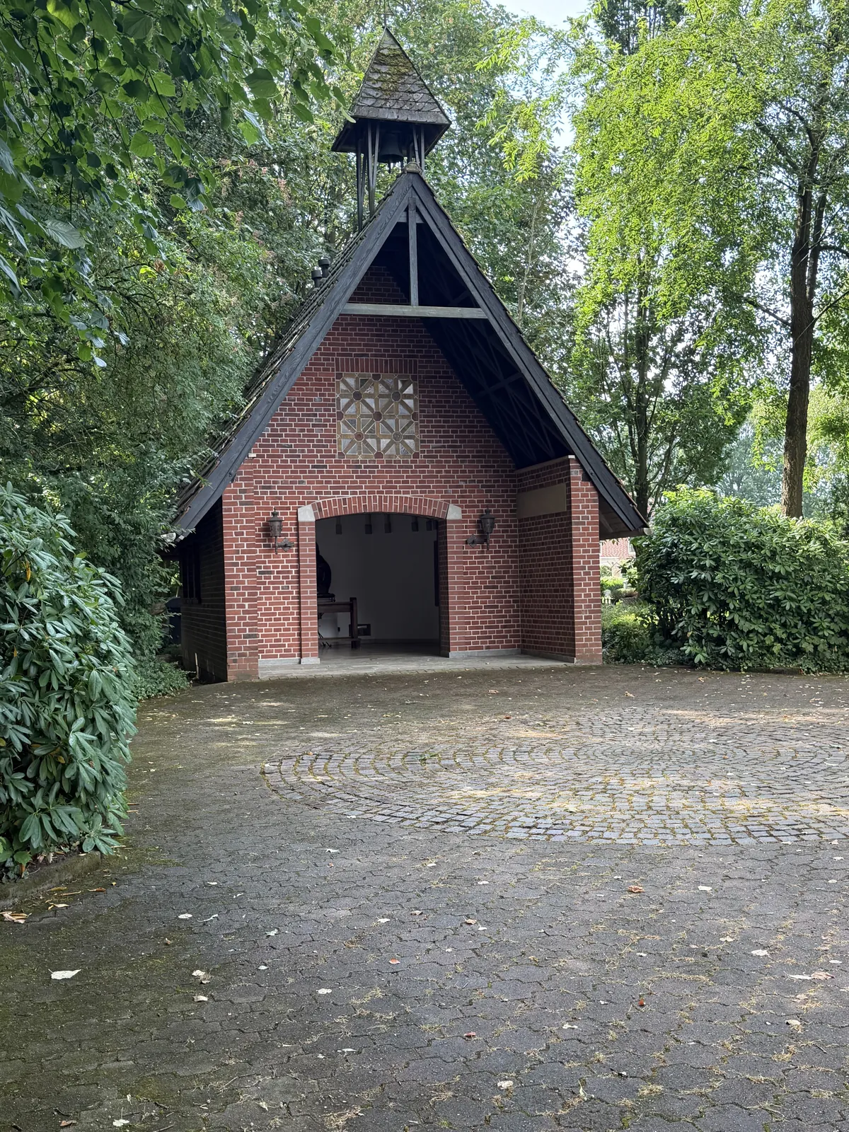 Aussegnungskapelle auf dem Friedhof Merfeld